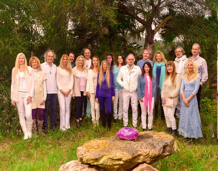 Equipo de animadores de Unitary Workshops